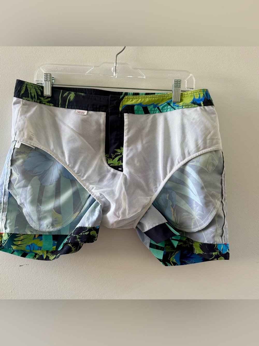 Orlebar Brown- Navy Tropical Hibiscus Print Swim Shorts- with Branded Dust Bag - Picture 8 of 9